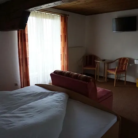 Arnika 4*